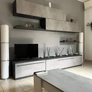 Alex Rhome Roma
